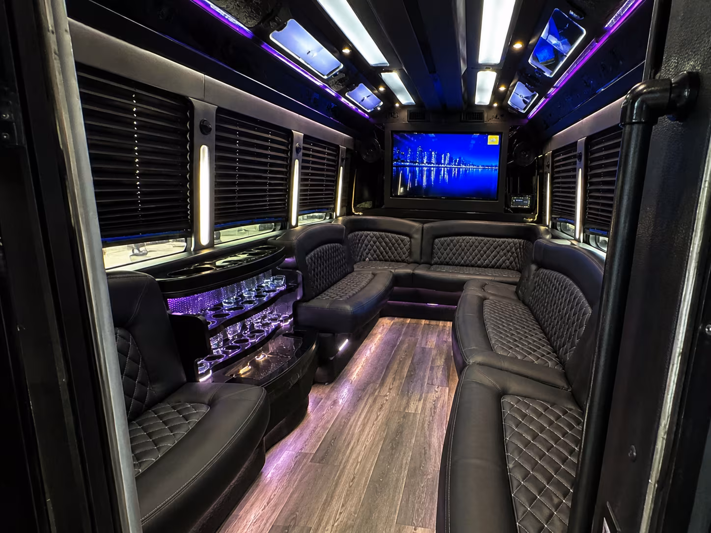 you ll love having a party bus for bloomsday and hoopfest weekend